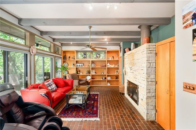 Raintree Place, Lawrence, KS 66047