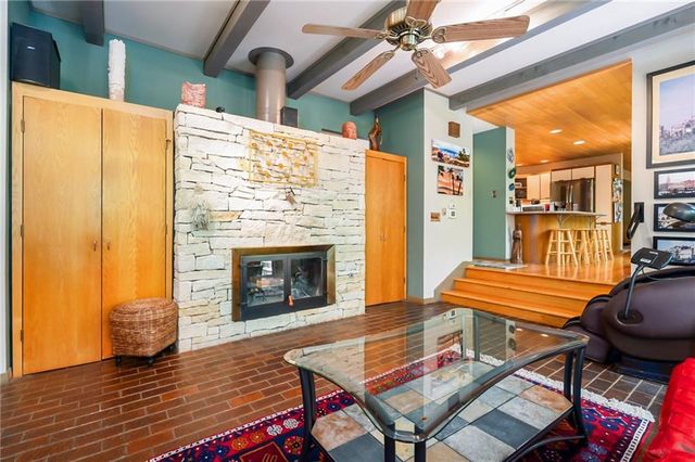 Raintree Place, Lawrence, KS 66047