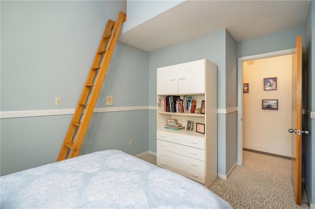 Raintree Place, Lawrence, KS 66047