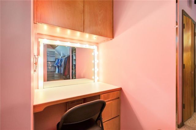 Raintree Place, Lawrence, KS 66047