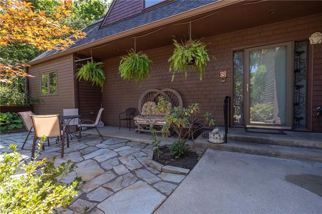 Raintree Place, Lawrence, KS 66047