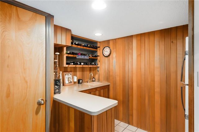 Raintree Place, Lawrence, KS 66047