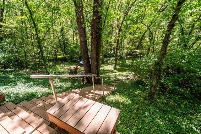 Raintree Place, Lawrence, KS 66047