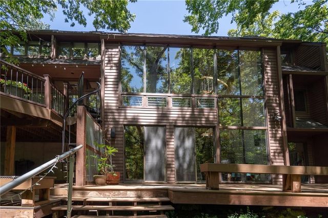 Raintree Place, Lawrence, KS 66047