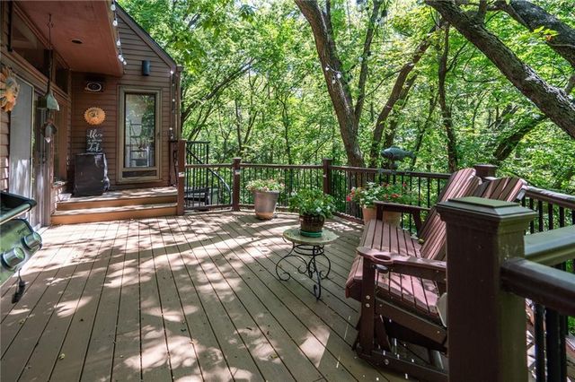 Raintree Place, Lawrence, KS 66047