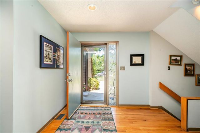 Raintree Place, Lawrence, KS 66047