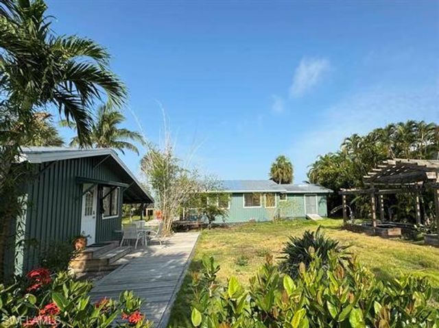 2525 Lands End PL, Sanibel, FL 33957