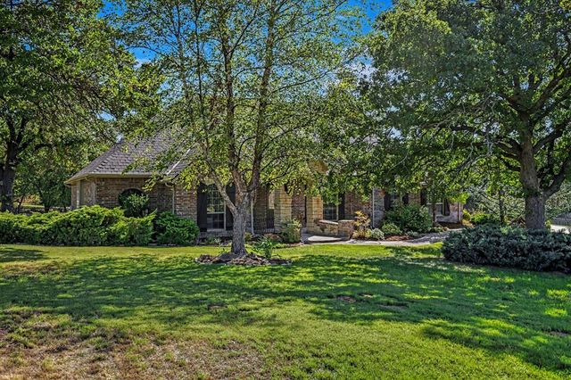 13408 Raintree Lane, Edmond, OK 73013