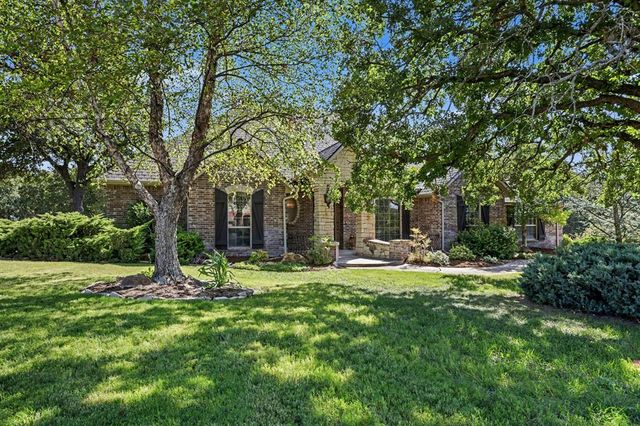 13408 Raintree Lane, Edmond, OK 73013