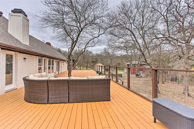 997 Tanglewood Trail, Pottsboro, TX 75076
