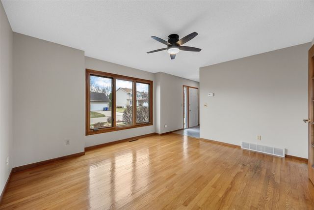 1306 Prairieview Drive NE, Cedar Rapids, IA 52402