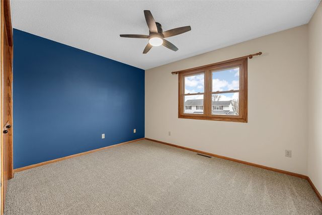 1306 Prairieview Drive NE, Cedar Rapids, IA 52402