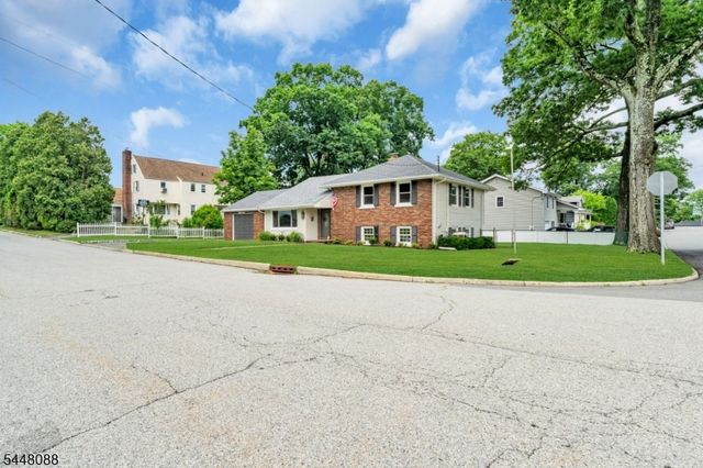 102 Wiltop Rd, Netcong Boro, NJ 07857