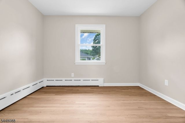 102 Wiltop Rd, Netcong Boro, NJ 07857