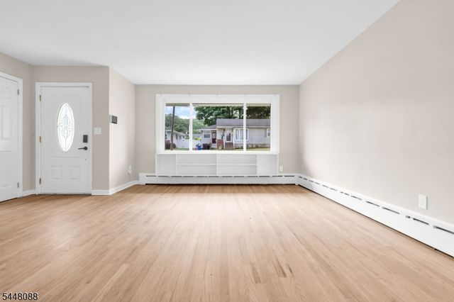 102 Wiltop Rd, Netcong Boro, NJ 07857