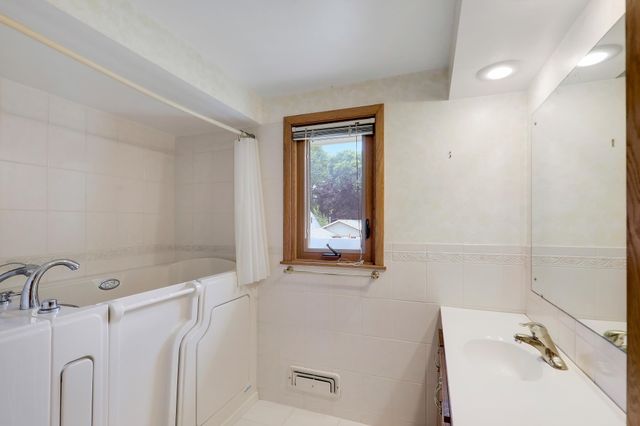 5332 Logan Avenue S, Minneapolis, MN 55419