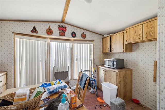 1611 Vondell Drive, Pahrump, NV 89048