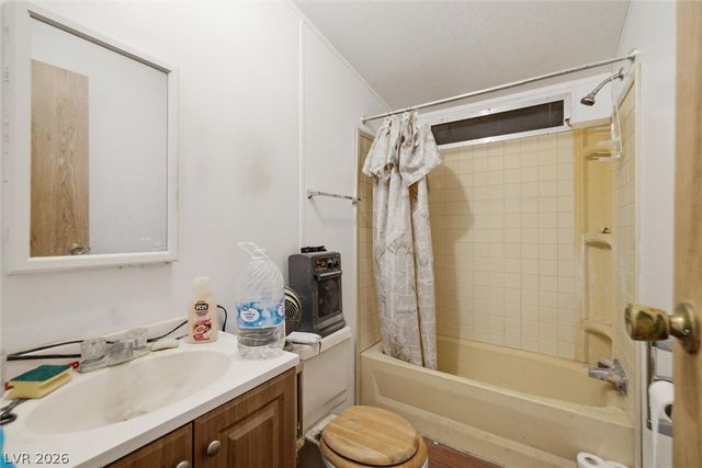 1611 Vondell Drive, Pahrump, NV 89048