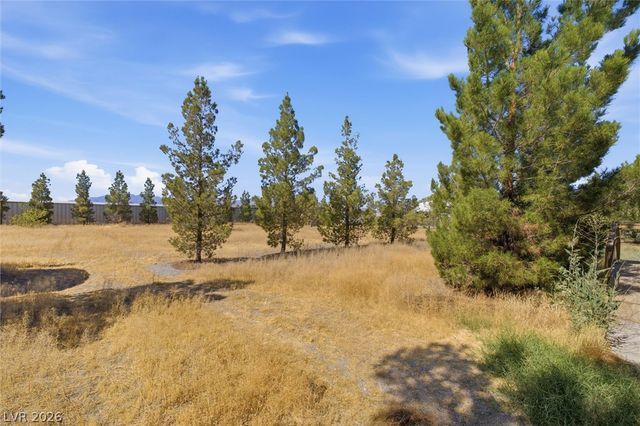 1611 Vondell Drive, Pahrump, NV 89048