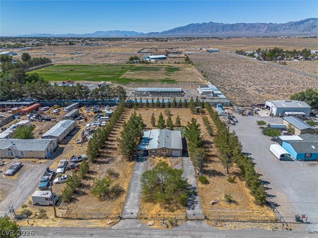 1611 Vondell Drive, Pahrump, NV 89048