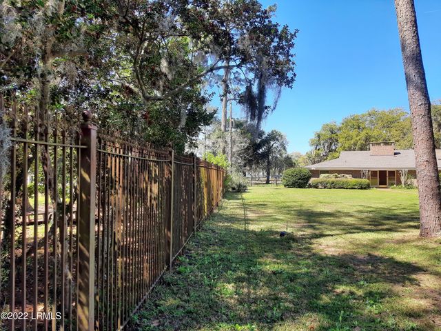 1802 Lenora Drive A, Port Royal, SC 29935