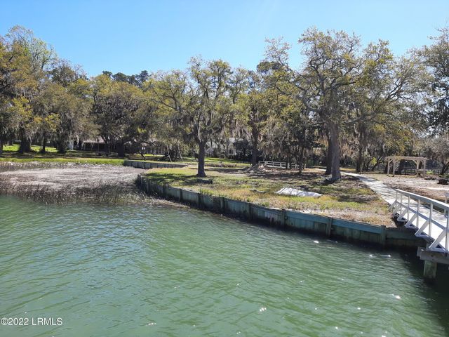 1802 Lenora Drive A, Port Royal, SC 29935