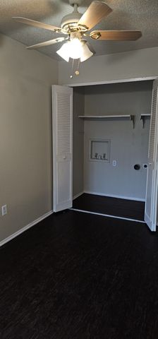 125 Astoria Drive, Cedar Hill, TX 75104