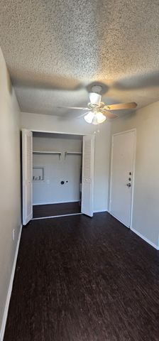 125 Astoria Drive, Cedar Hill, TX 75104