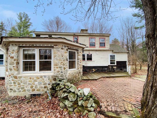 110 Pearson Hill Road, Webster, NH 03303