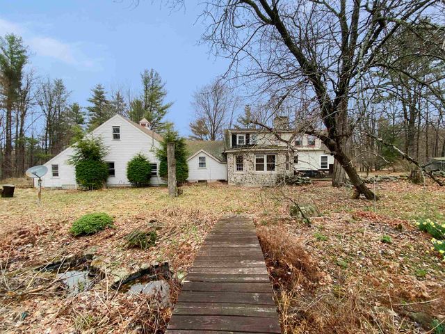 110 Pearson Hill Road, Webster, NH 03303