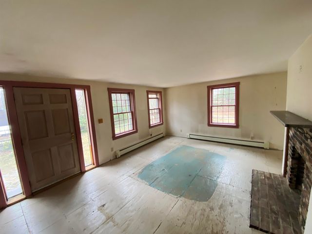 110 Pearson Hill Road, Webster, NH 03303