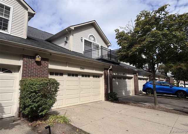 17203 Caitlin Circle, Commerce Twp, MI 48390