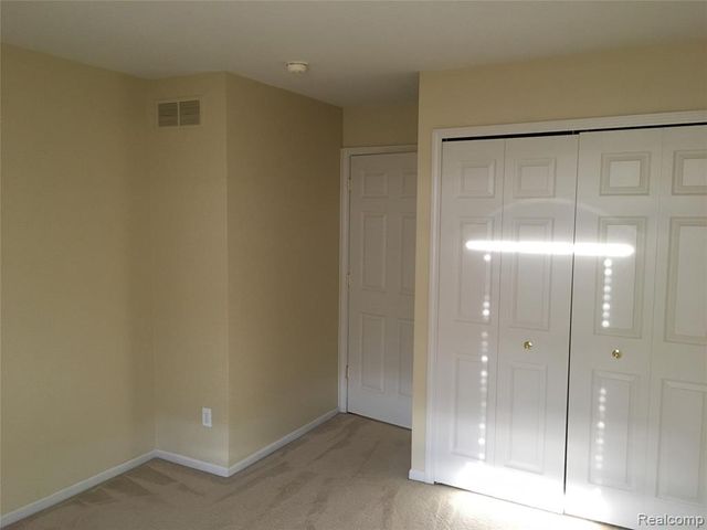 17203 Caitlin Circle, Commerce Twp, MI 48390