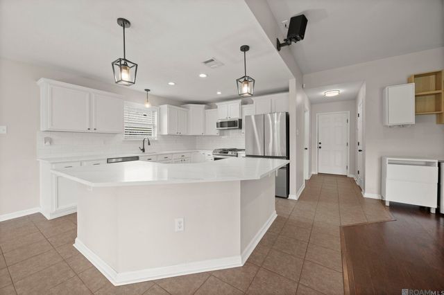14380 Summerset Dr, Gonzales, LA 70737
