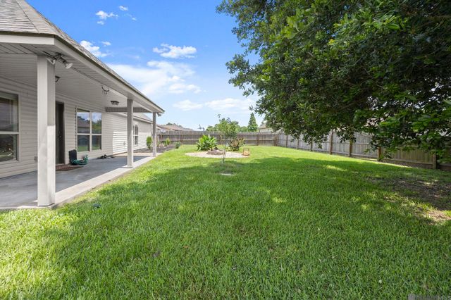 14380 Summerset Dr, Gonzales, LA 70737