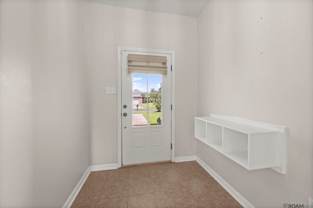 14380 Summerset Dr, Gonzales, LA 70737