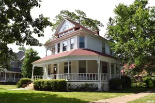 1503 W CALLENDER Avenue, Peoria, IL 61606