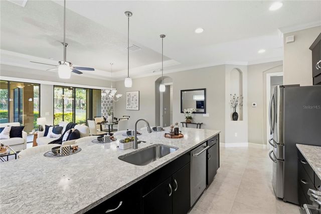 11301 JUGLANS DRIVE, Odessa, FL 33556