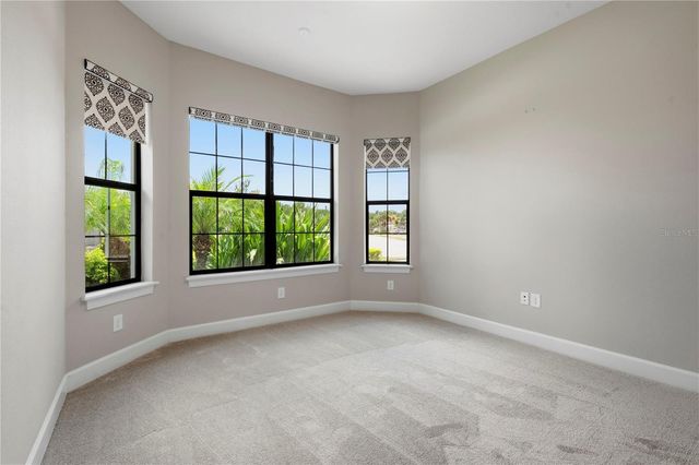 11301 JUGLANS DRIVE, Odessa, FL 33556