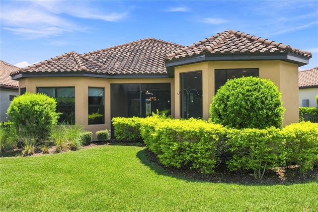 11301 JUGLANS DRIVE, Odessa, FL 33556