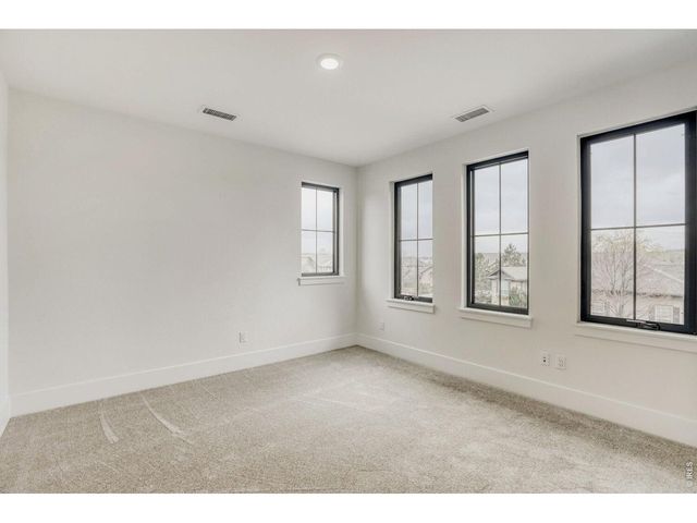 5639 Mountain Iris Ct, Loveland, CO 80537