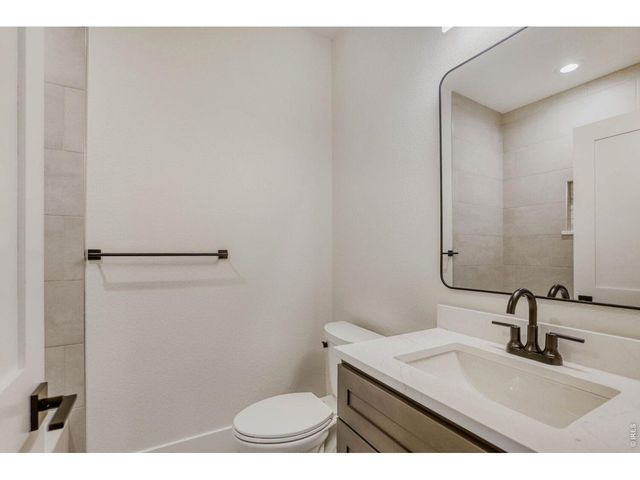 5639 Mountain Iris Ct, Loveland, CO 80537