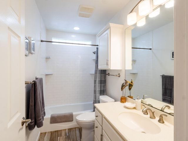 127 Pompano Avenue, Galveston, TX 77550