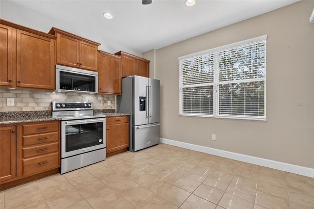 9137 SW 70TH LOOP, Ocala, FL 34481