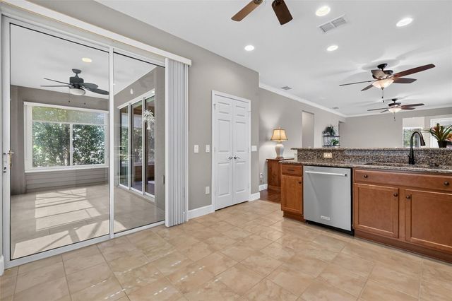 9137 SW 70TH LOOP, Ocala, FL 34481