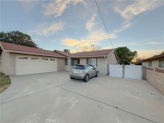 42351 52nd W, Lancaster, CA 93536