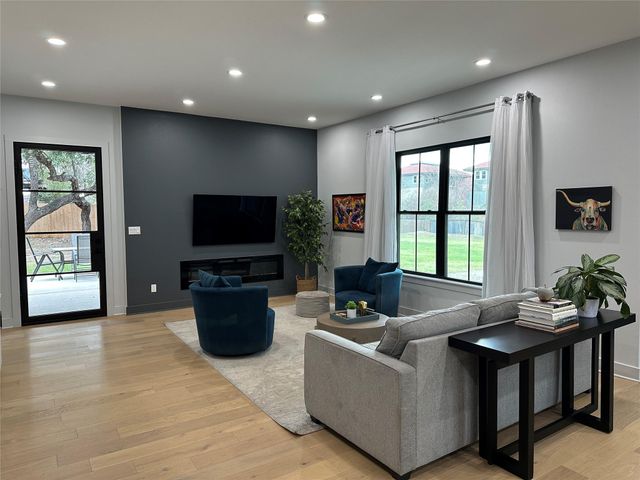 4235 Eck LN, Austin, TX 78734