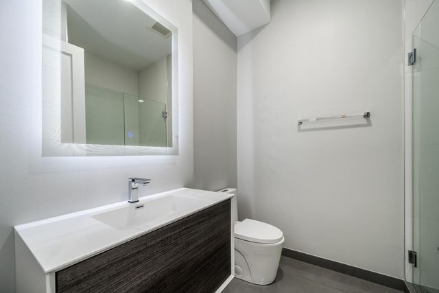 3056 N Lincoln Avenue 3, Chicago, IL 60657