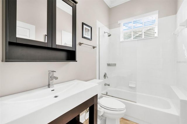 8507 BOWDEN WAY, Windermere, FL 34786