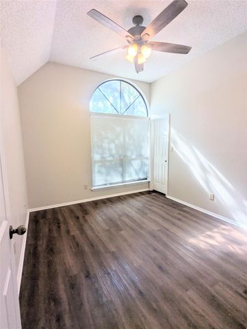 1810 Ramona CIR, San Marcos, TX 78666